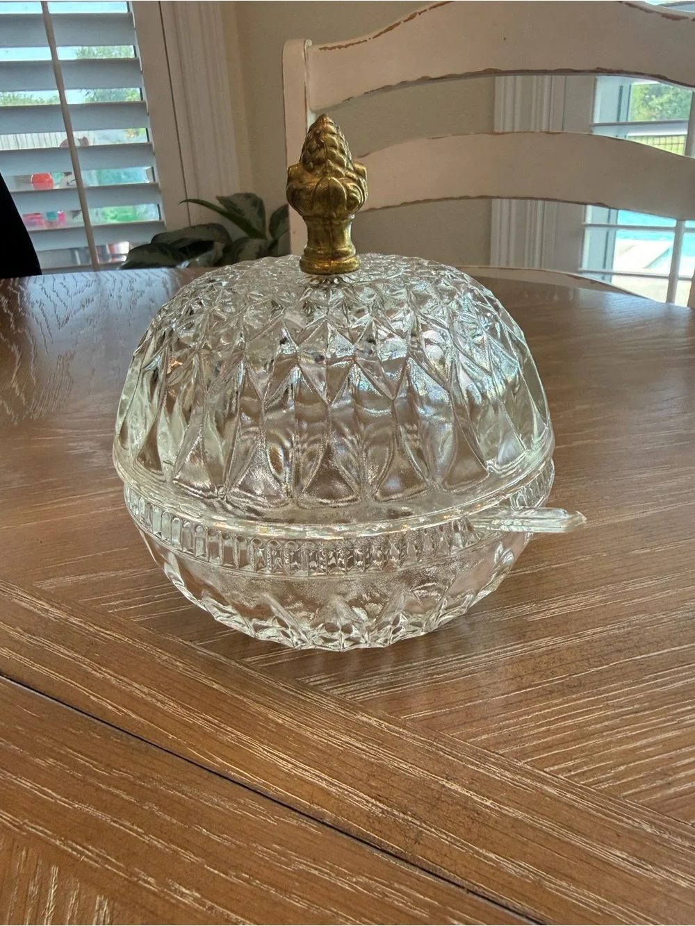 INDIANA GLASS VINTAGE LIDDED CANDY BOWL OR SERVER SUGAR